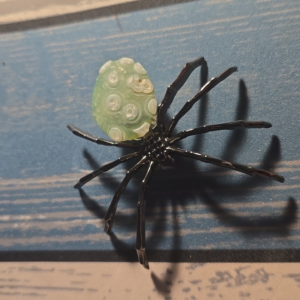 Spider With Gobi Stone